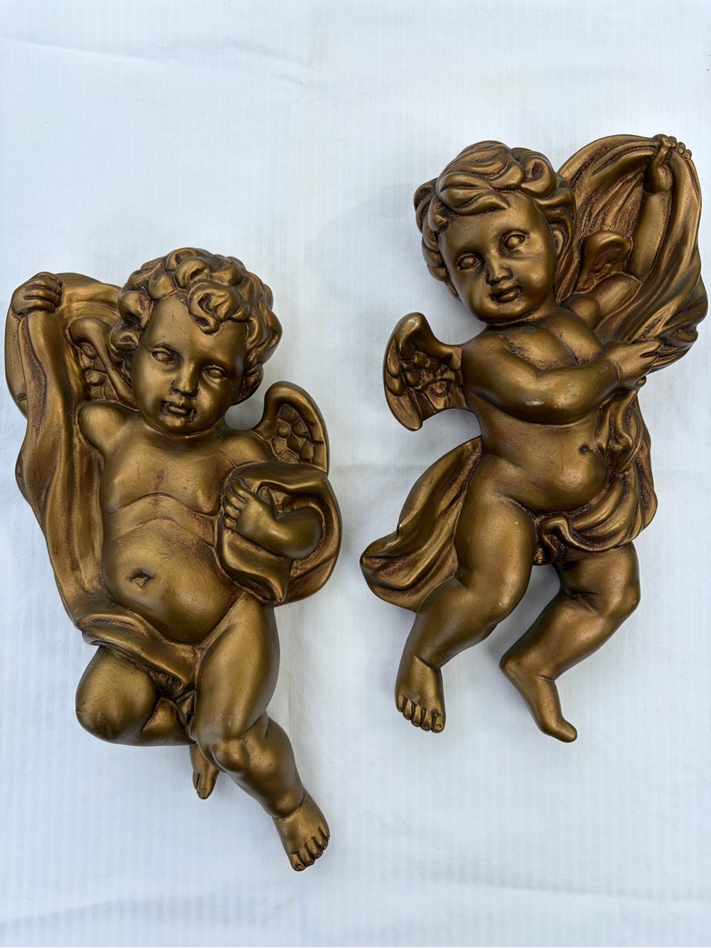 Homco Decorative Pair of Gold Cherub Wall Plaques 10x6 inches